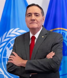 PAHO director Jarbas Barbosa da Silva Jr.
